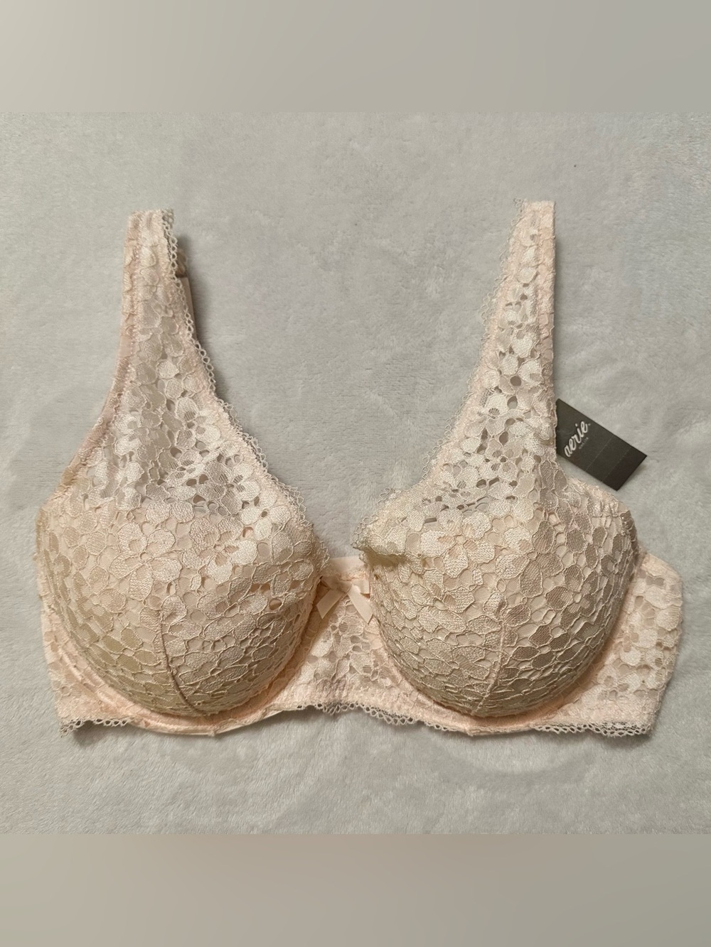 36C Aerie Lace Underwire Bra in Light Blush